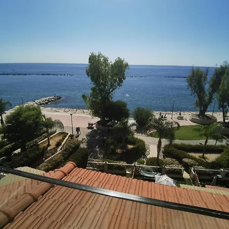 Galatex Beachfront 1st Line Sea View Suites - Location Peaceful Place * Limassol