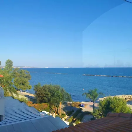 Galatex Beachfront 1st Line Sea View Suites - Location Peaceful Place Séjour chez l'habitant *