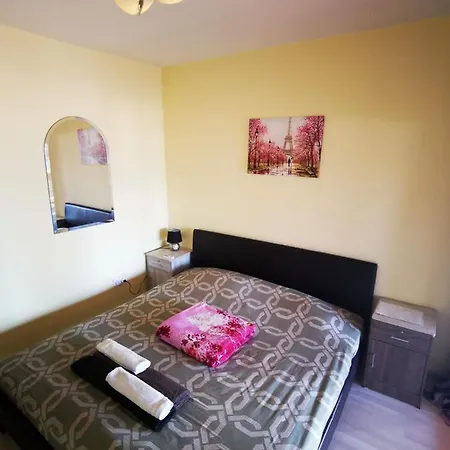 Galatex Beachfront 1st Line Sea View Suites - Location Peaceful Place Limassol