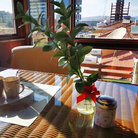 Séjour chez l'habitant Galatex Beachfront 1st Line Sea View Suites - Location Peaceful Place Limassol