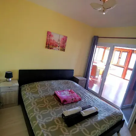 Galatex Beachfront 1st Line Sea View Suites - Location Peaceful Place Séjour chez l'habitant *