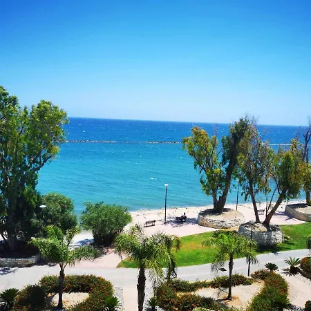 Séjour chez l'habitant Galatex Beachfront 1st Line Sea View Suites - Location Peaceful Place *